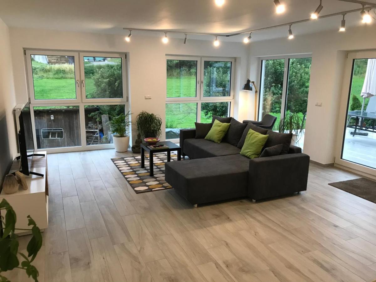 Ferienwohnung „Frosch“ Neukirchen-Balbini Esterno foto